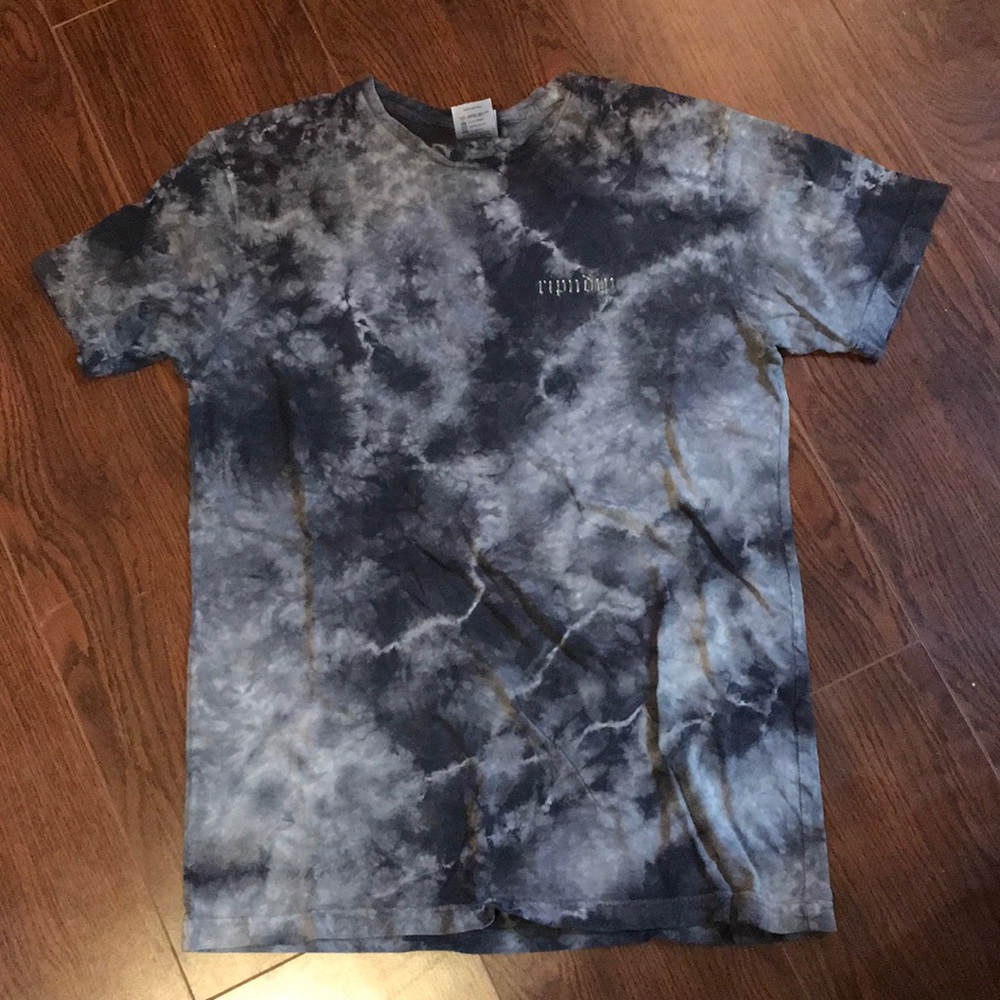 Rip n dip graphic tee